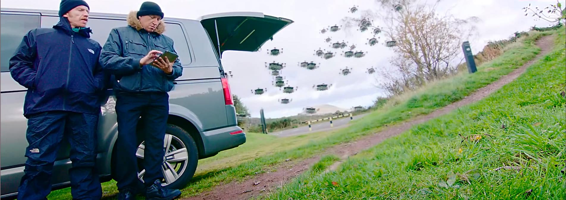 Боевые роботы: рой автономных дронов