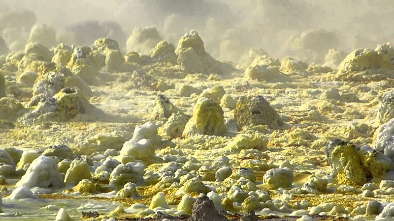 Ядовитые испарения пустыни Данакиль